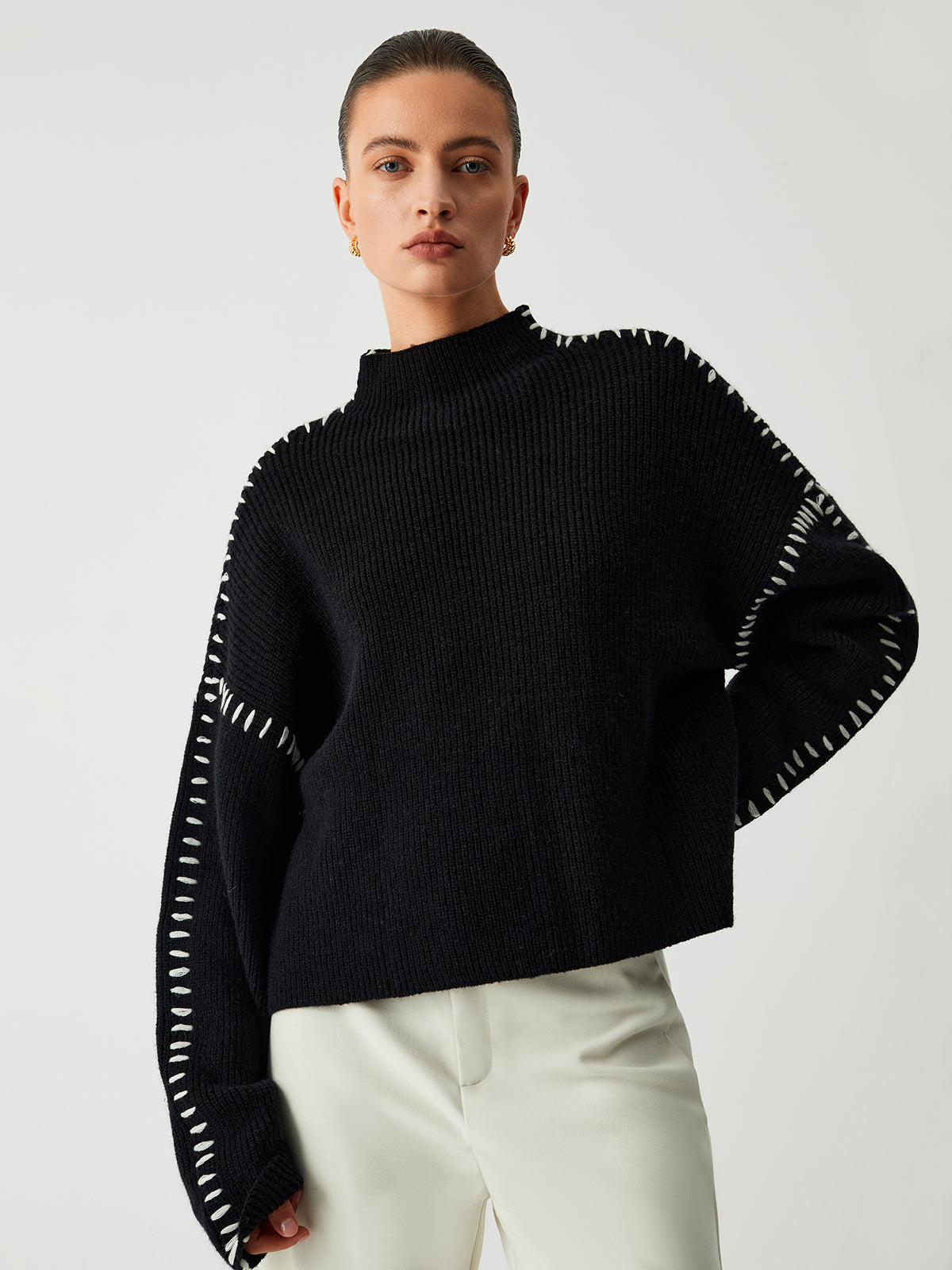 Rebecca | Trendy Pullover with Modern Detailing