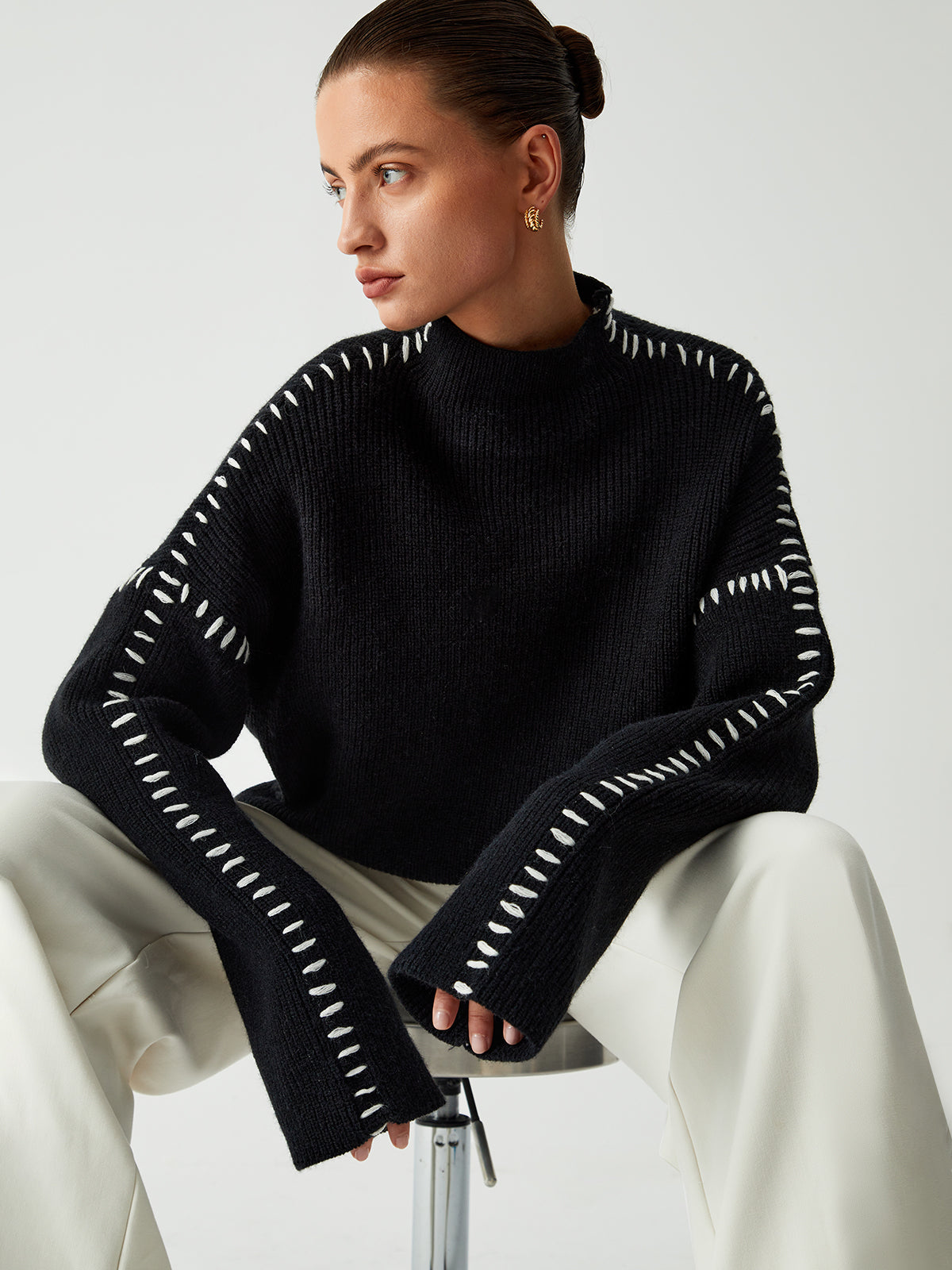 Rebecca | Trendy Pullover with Modern Detailing