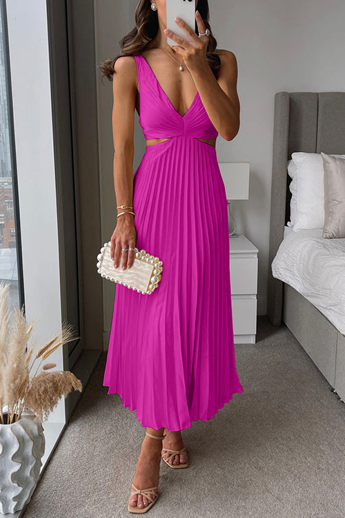 Cheri | Elegant Sleeveless Pleated Dress