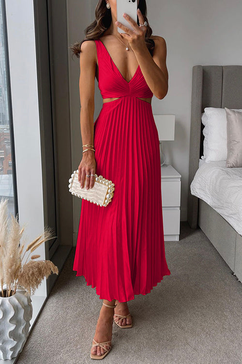 Cheri | Elegant Sleeveless Pleated Dress