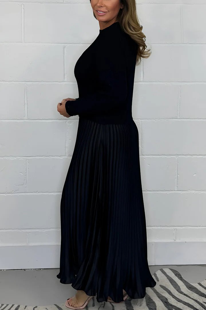 Marion | Stylish Knit Dress with Pleated Skirt